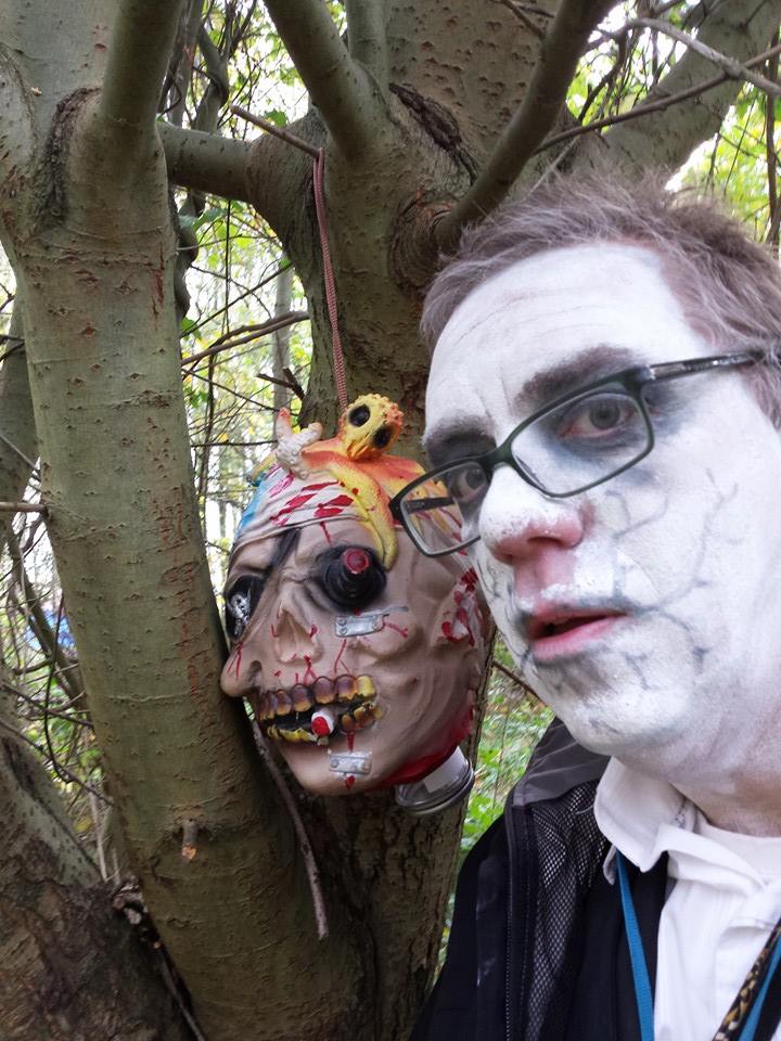 Tentmantent in full Hallowe'en makeup and costume
